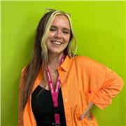 Start your English learning journey with a teacher who focuses on your individual goals. I can't wait to help you succeed!